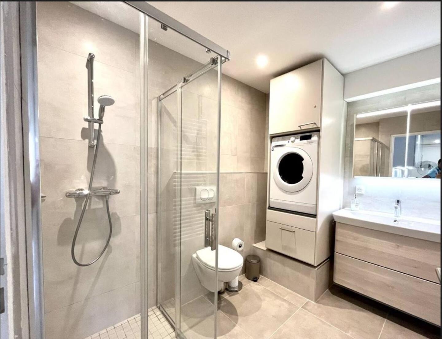 Sejour Authentique - Balcon, Parking & Wifi Ultra-Rapide Apartment Deauville Bagian luar foto